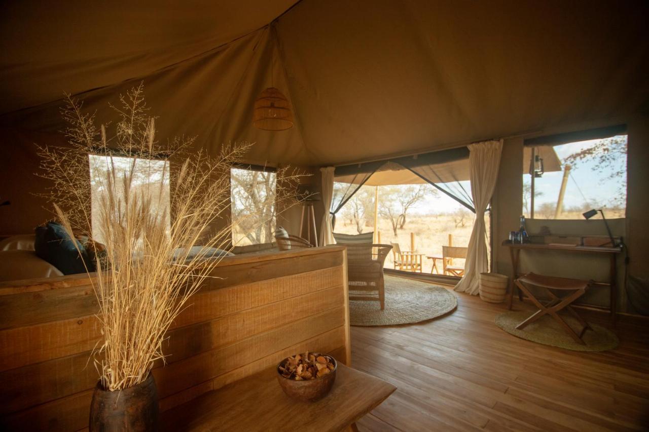 Отель Olkeri Camp Olmotoni Экстерьер фото